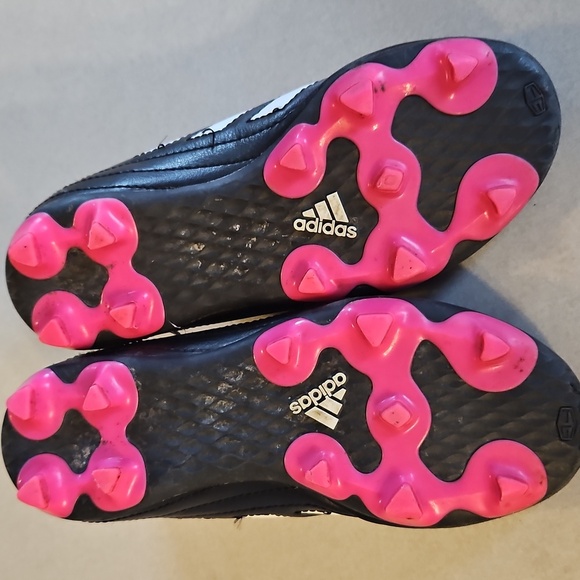 Adidas Soccer Cleats - Picture 12 of 12
